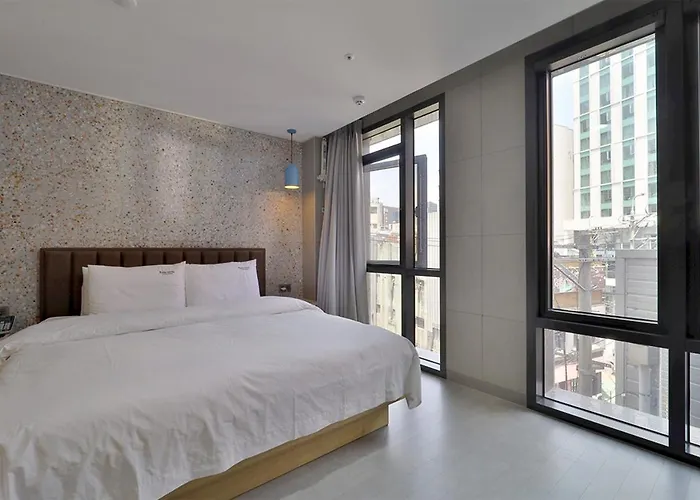Yuna Business Hotel Busan