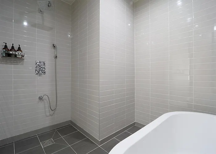 Yuna Business Hotel Busan