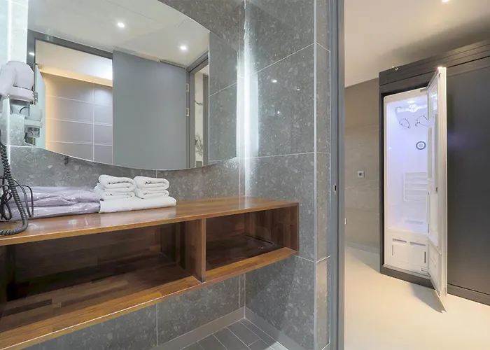 Yuna Business Hotel Busan