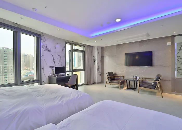 Yuna Business Hotel 2*